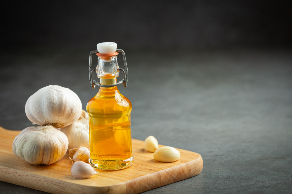 Garlic oil for hair